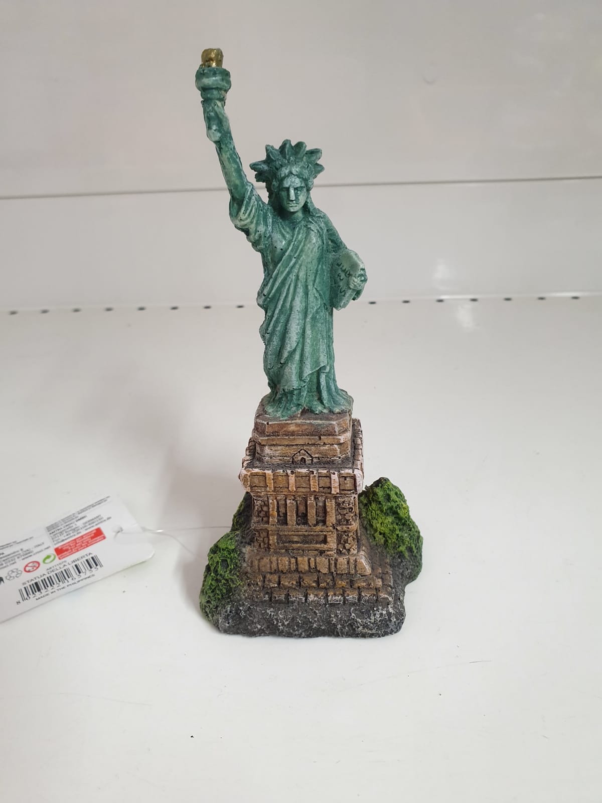 statua della libertà in resina 8x7x18cm